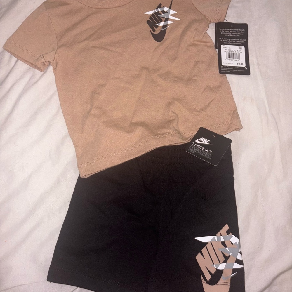 Nike Tan and Black Kids Set